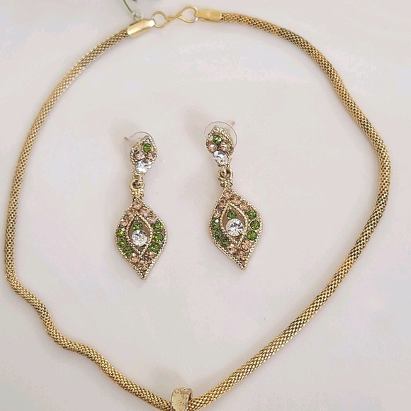 Necklace Set - Picture 12 of 12